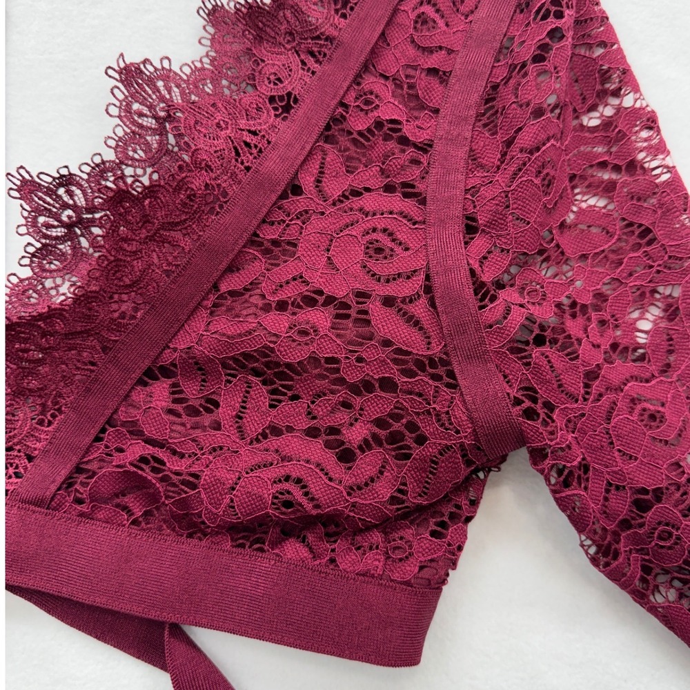 Fashion Nova Crop Top Womens Medium Wine Lace Strapped Love Choker Long Sleeve - Picture 6 of 11